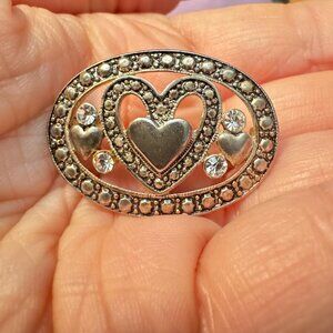 Heart Brooch Signed Premier Designs Rhinestone Pin